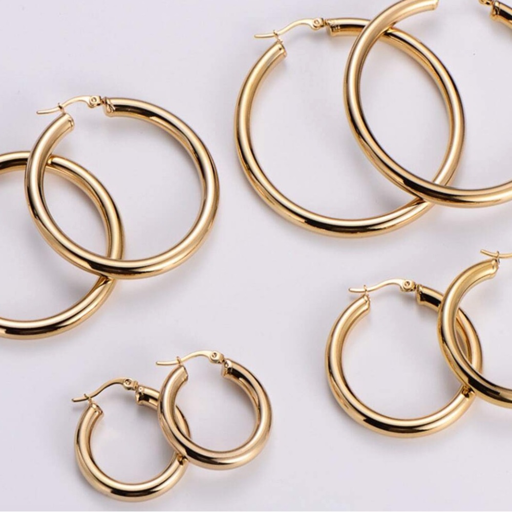 gold hoops